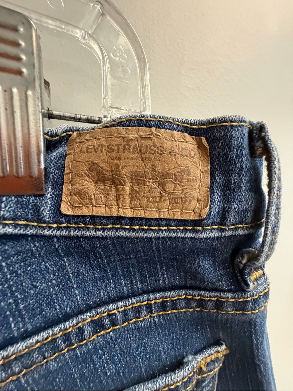 Levi's 515 Women's Boot Cut Jeans Size 6/8.